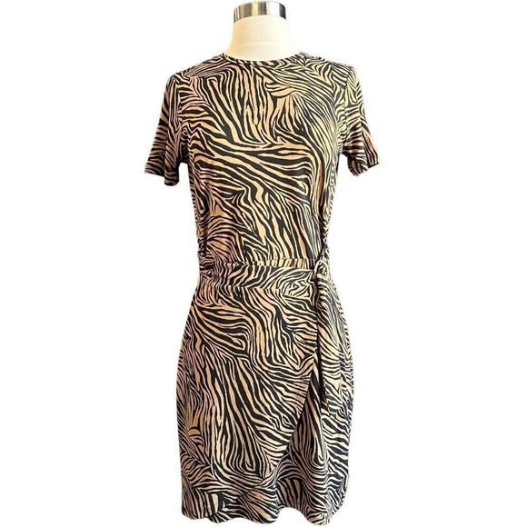 NWT Michael Kors Zebra Print Logo Ring Buckle Short Sleeve Half Wrap Dress - Picture 1 of 7